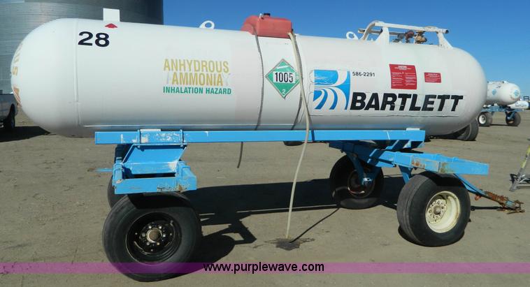image for item J5173 Anhydrous ammonia nurse tank