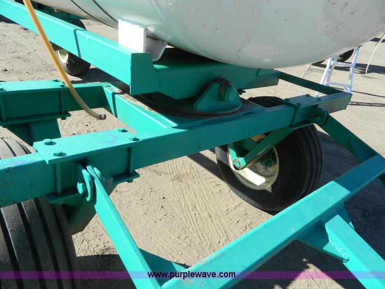 image for item J5175 Anhydrous ammonia nurse tank