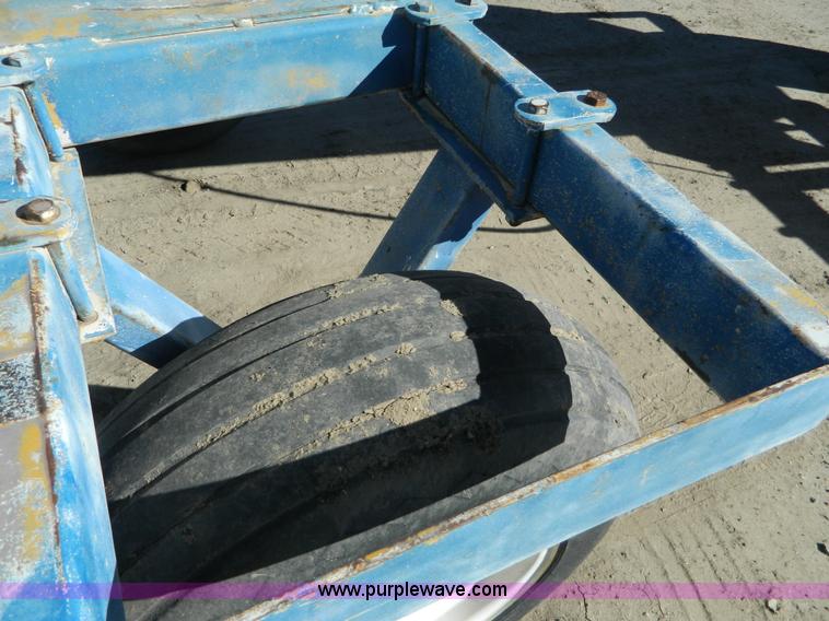 image for item J5177 Anhydrous ammonia nurse tank