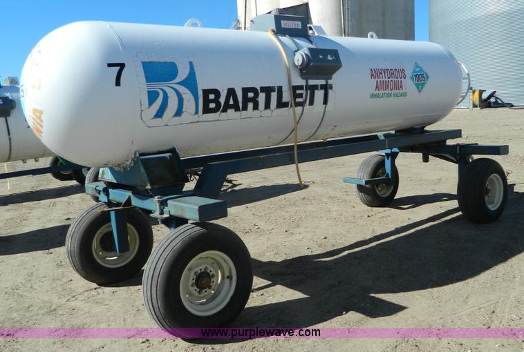 image for item J5187 Duo Lift anhydrous ammonia nurse tank
