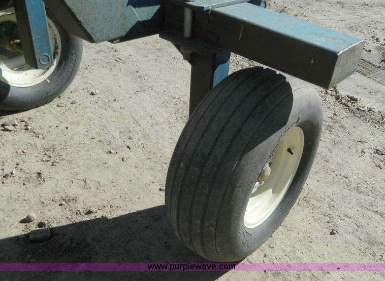 image for item J5187 Duo Lift anhydrous ammonia nurse tank