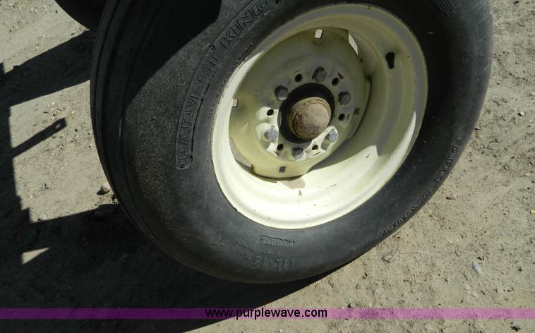 image for item J5187 Duo Lift anhydrous ammonia nurse tank