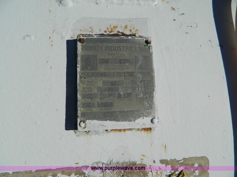 image for item J5187 Duo Lift anhydrous ammonia nurse tank