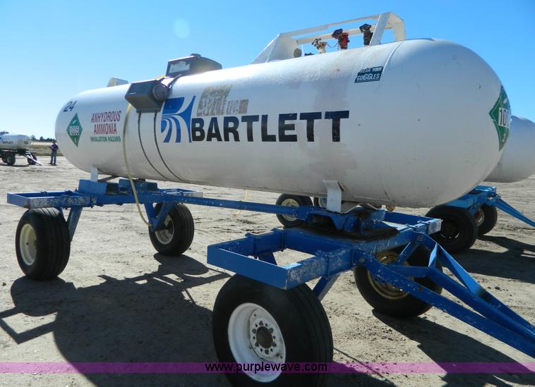 image for item J5188 Anhydrous ammonia nurse tank
