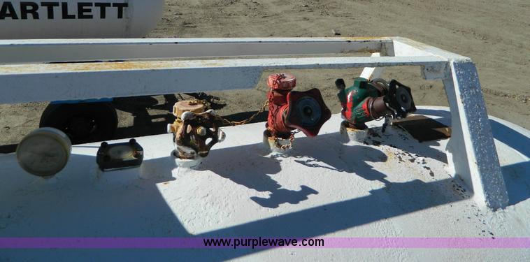 image for item J5188 Anhydrous ammonia nurse tank