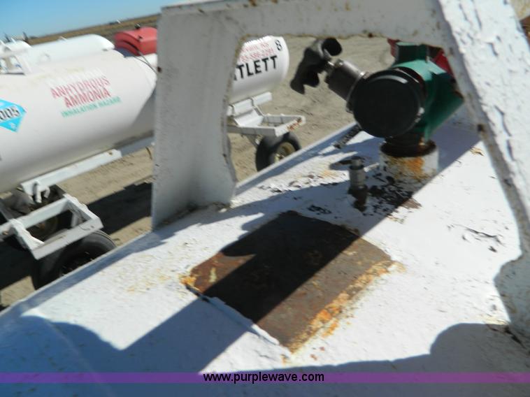 image for item J5188 Anhydrous ammonia nurse tank