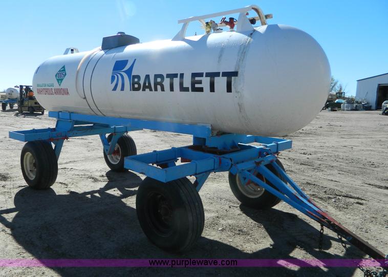 image for item J5189 Anhydrous ammonia nurse tank
