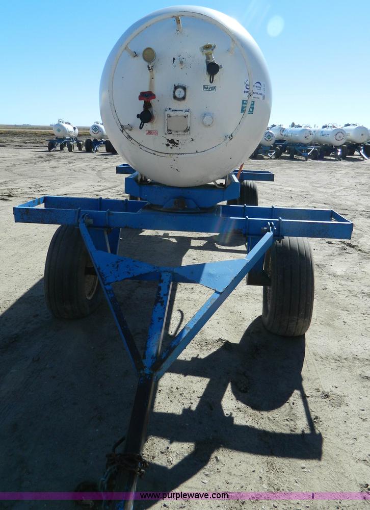 image for item J5190 Delumn Shamrock anhydrous ammonia nurse tank