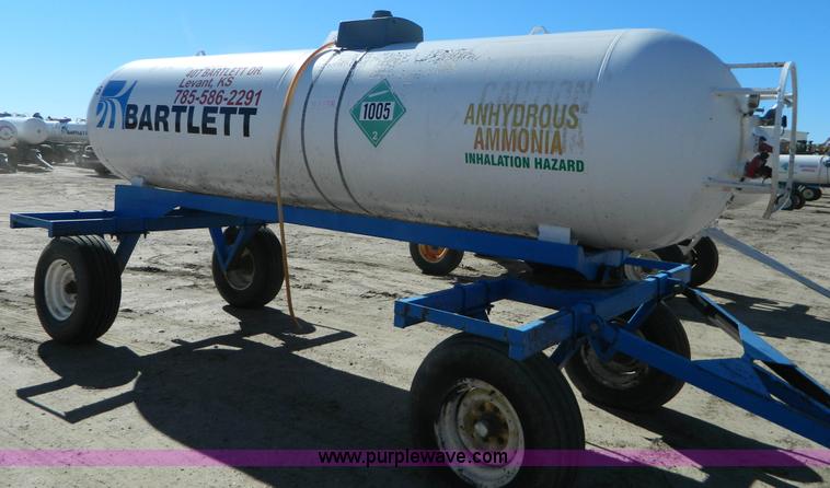 image for item J5190 Delumn Shamrock anhydrous ammonia nurse tank