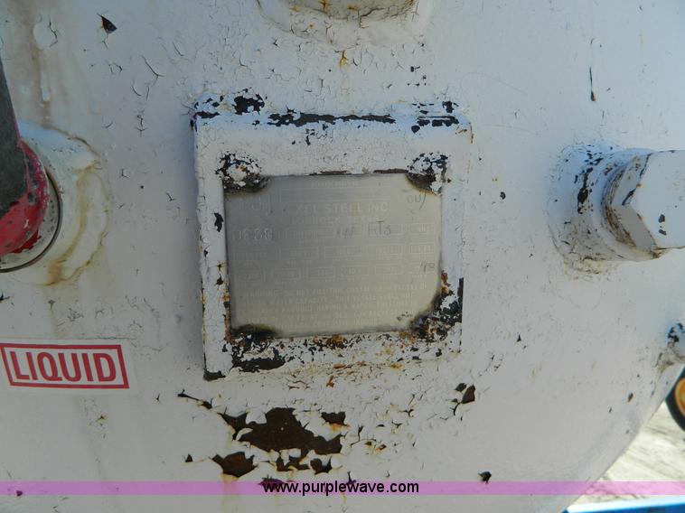 image for item J5190 Delumn Shamrock anhydrous ammonia nurse tank