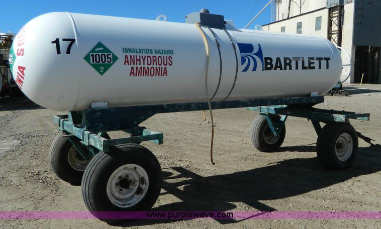 image for item J5193 Anhydrous ammonia nurse tank