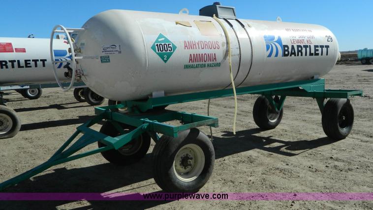 image for item J5194 Anhydrous ammonia nurse tank