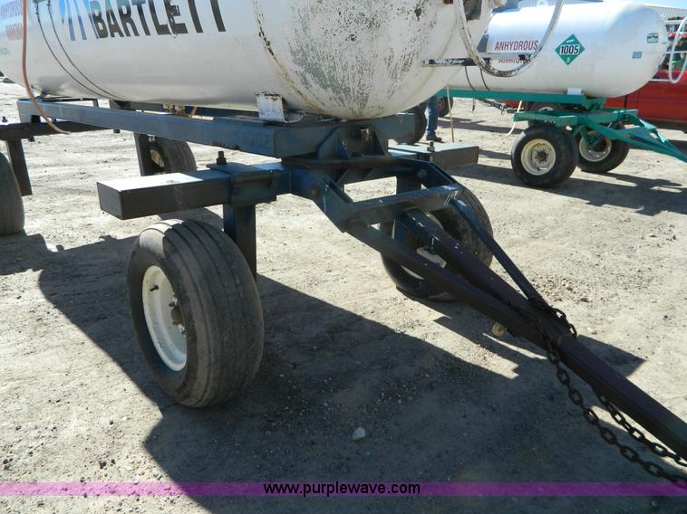 image for item J5197 Duo Lift anhydrous ammonia nurse tank
