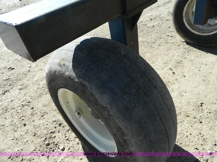 image for item J5197 Duo Lift anhydrous ammonia nurse tank