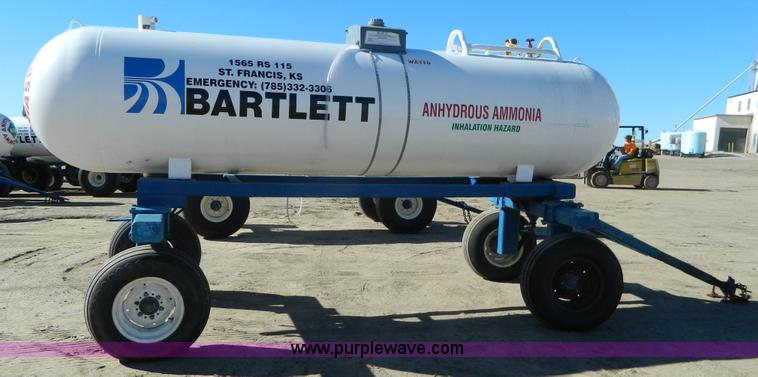 image for item J5206 Anhydrous ammonia nurse tank