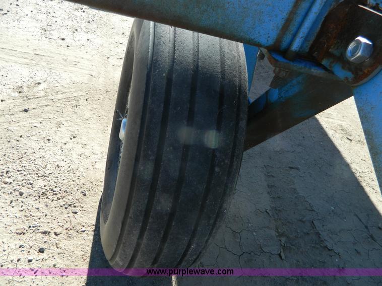 image for item J5207 Anhydrous ammonia nurse tank