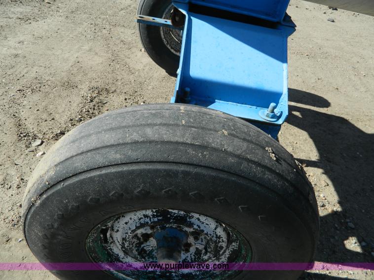 image for item J5209 Anhydrous ammonia nurse tank