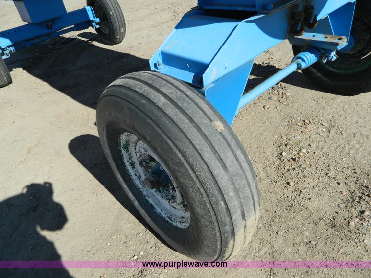 image for item J5209 Anhydrous ammonia nurse tank