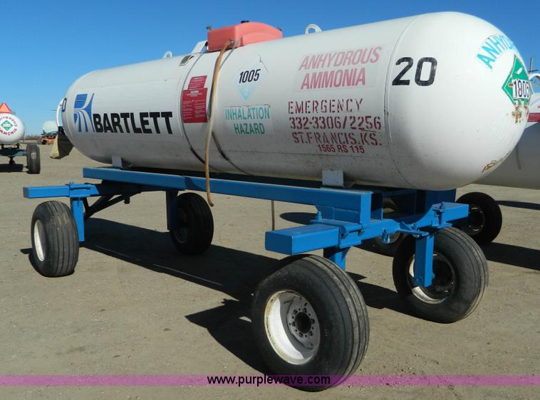 image for item J5210 Anhydrous ammonia nurse tank