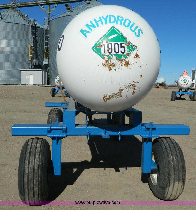 image for item J5210 Anhydrous ammonia nurse tank