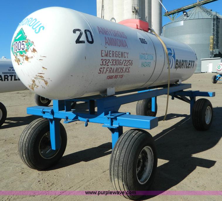 image for item J5210 Anhydrous ammonia nurse tank
