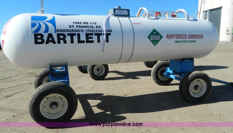image for item J5212 Anhydrous ammonia nurse tank