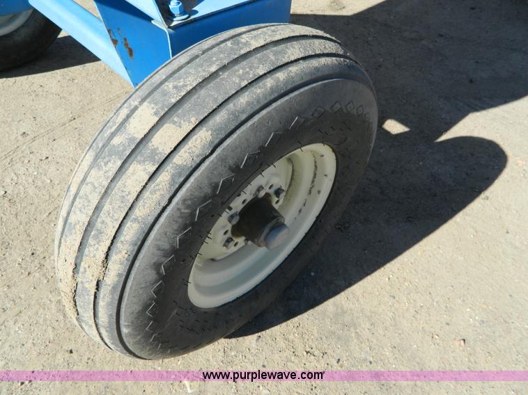 image for item J5212 Anhydrous ammonia nurse tank