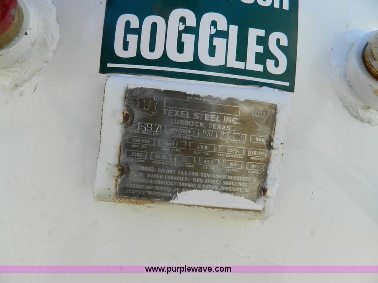 image for item J5213 Anhydrous ammonia nurse tank