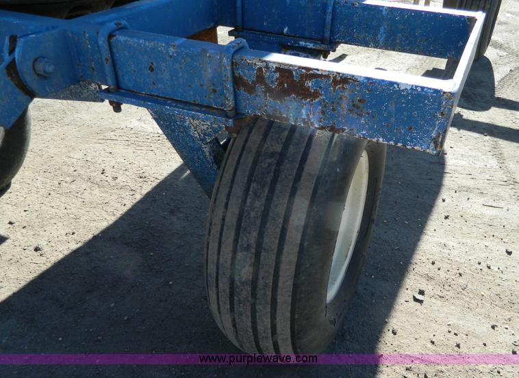 image for item J5219 Hamby anhydrous ammonia nurse tank trailer