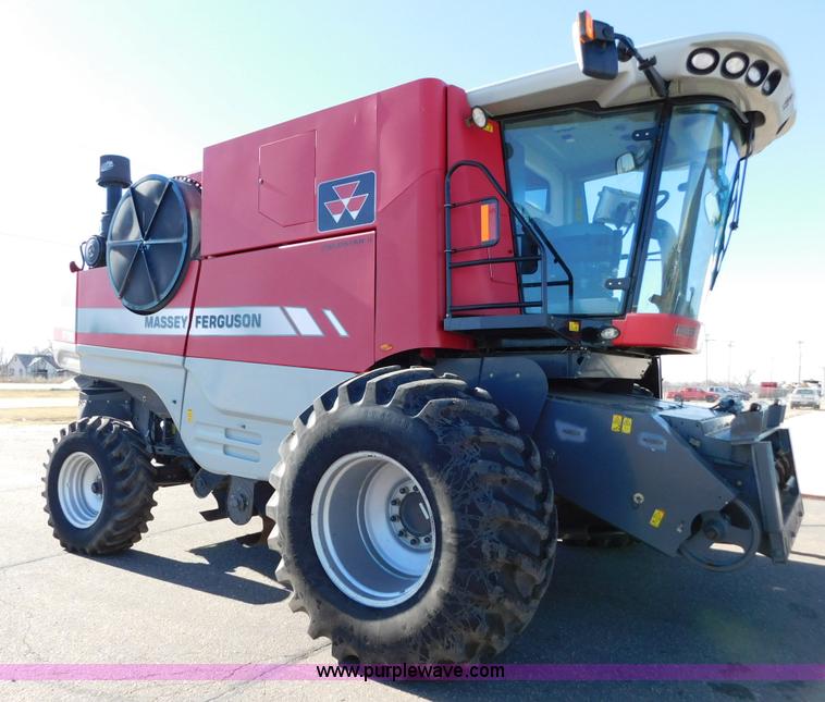 image for item J6832 2009 Massey-Ferguson 9795 combine
