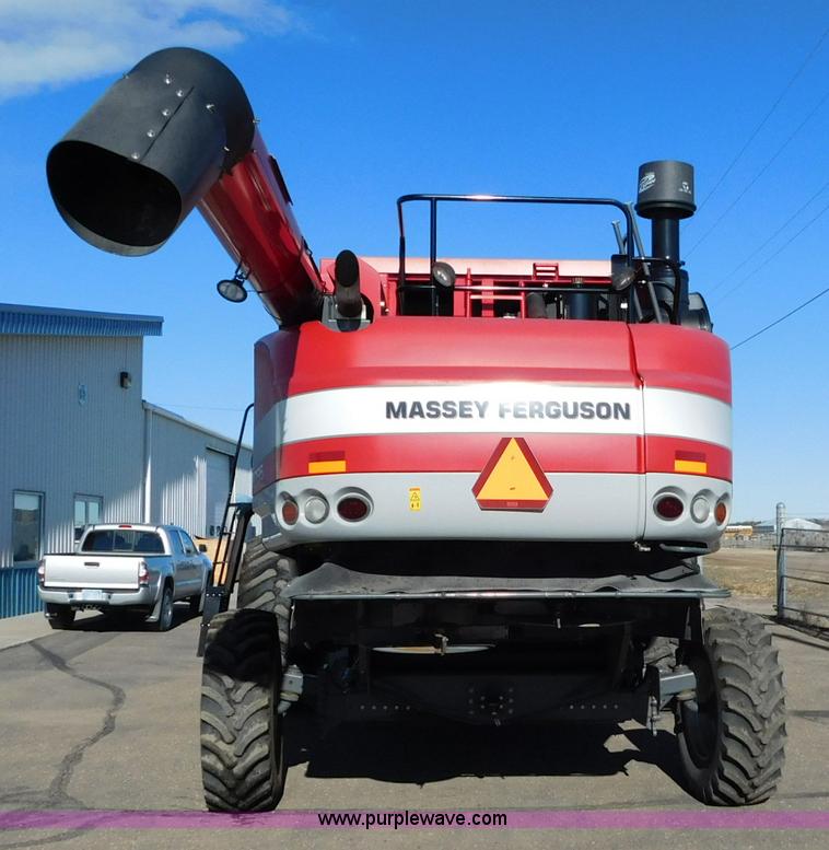 image for item J6832 2009 Massey-Ferguson 9795 combine