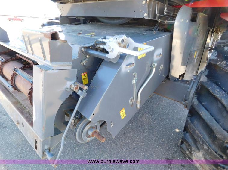 image for item J6832 2009 Massey-Ferguson 9795 combine