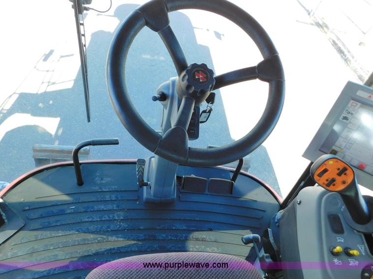 image for item J6832 2009 Massey-Ferguson 9795 combine