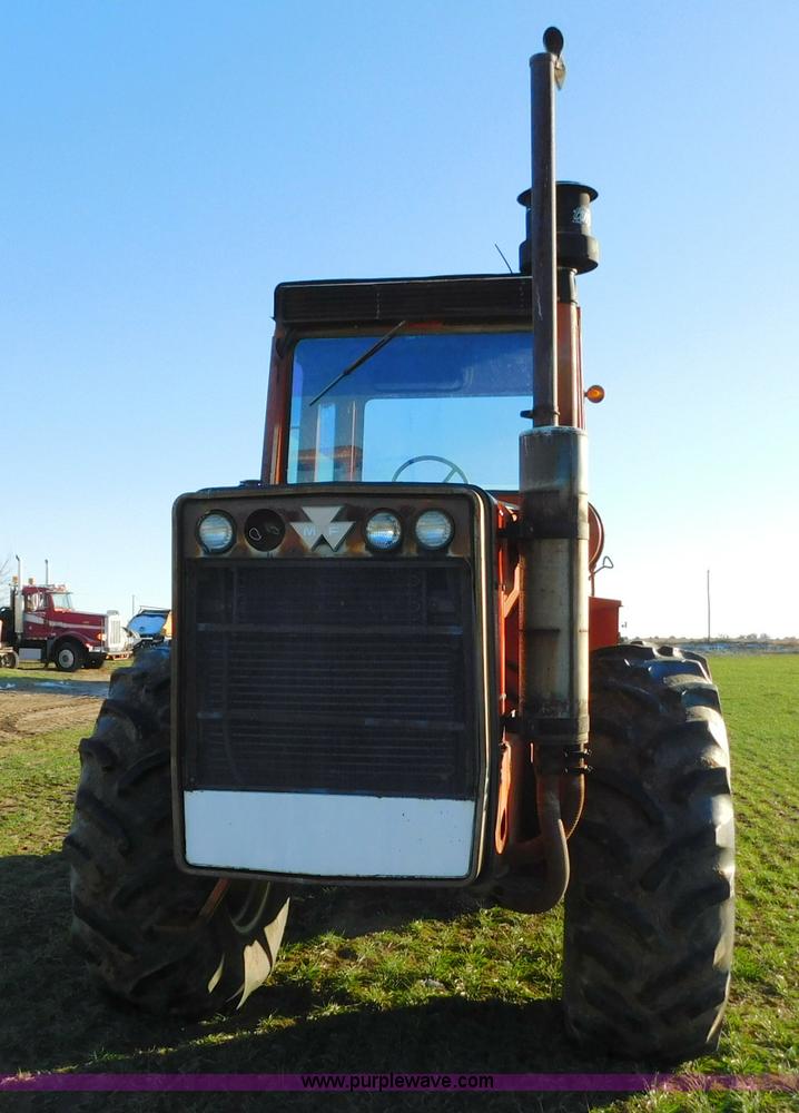 image for item J6836 1974 Massey-Ferguson 1505 4WD tractor
