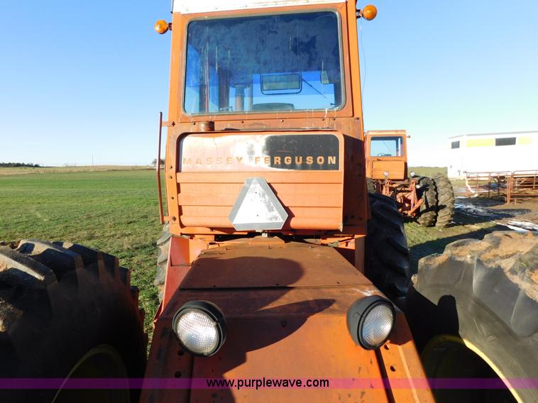 image for item J6836 1974 Massey-Ferguson 1505 4WD tractor