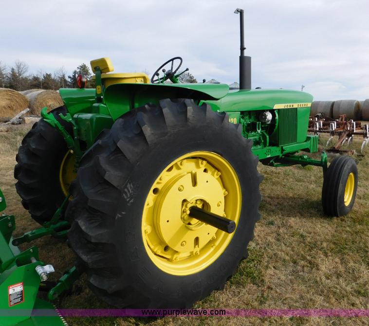 image for item J7464 1969 John Deere 4020 tractor