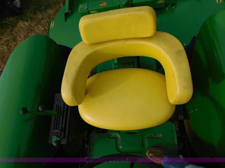 image for item J7464 1969 John Deere 4020 tractor