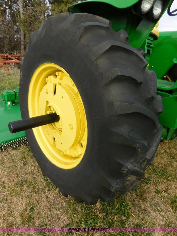 image for item J7464 1969 John Deere 4020 tractor