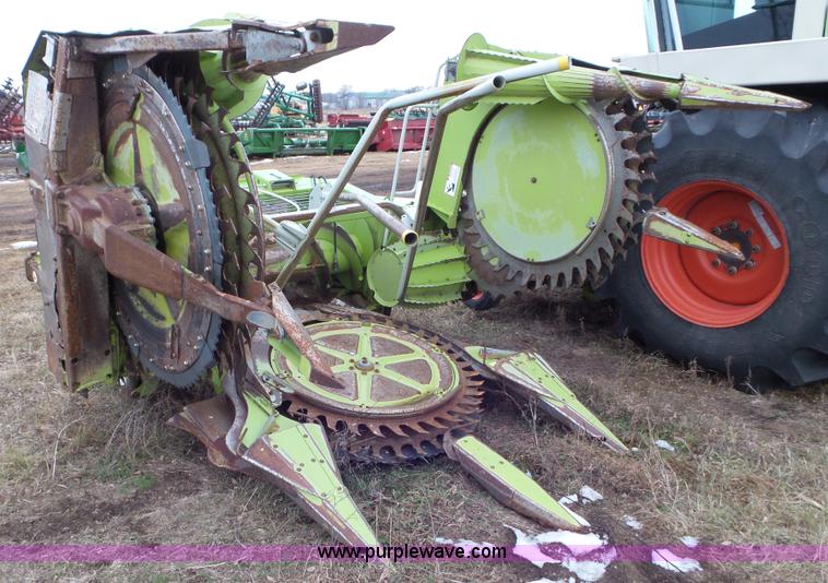 image for item J8407 1997 Claas RU450 rotary forage head
