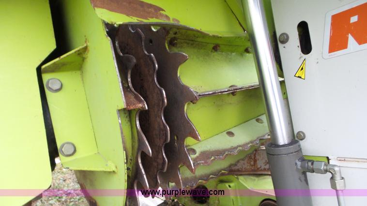 image for item J8407 1997 Claas RU450 rotary forage head