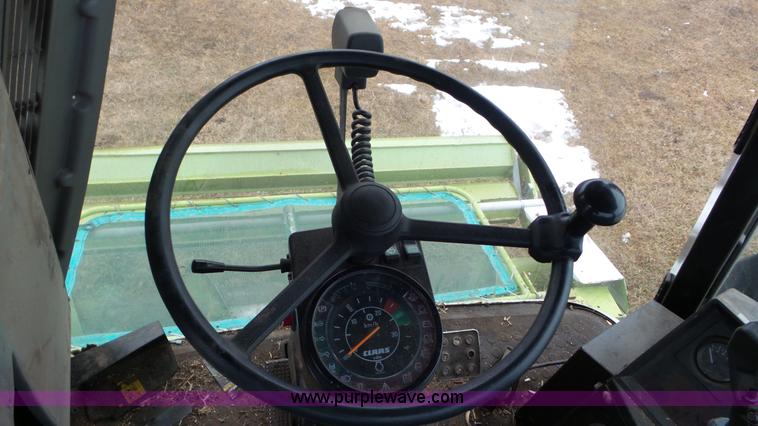 image for item J8409 2000 Claas Jaguar 860 forage harvester