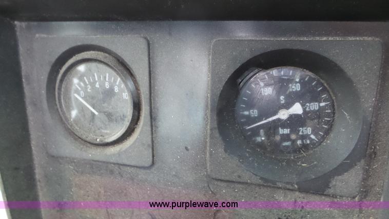 image for item J8409 2000 Claas Jaguar 860 forage harvester