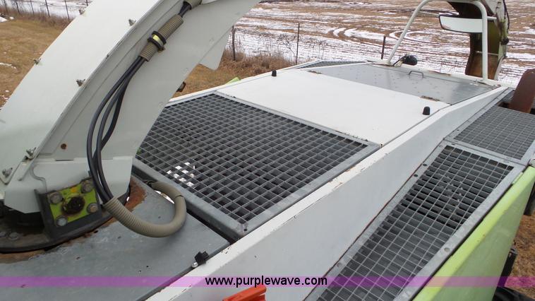 image for item J8409 2000 Claas Jaguar 860 forage harvester