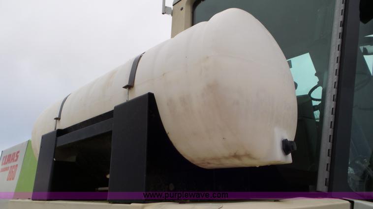 image for item J8409 2000 Claas Jaguar 860 forage harvester