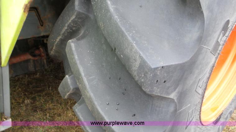 image for item J8409 2000 Claas Jaguar 860 forage harvester