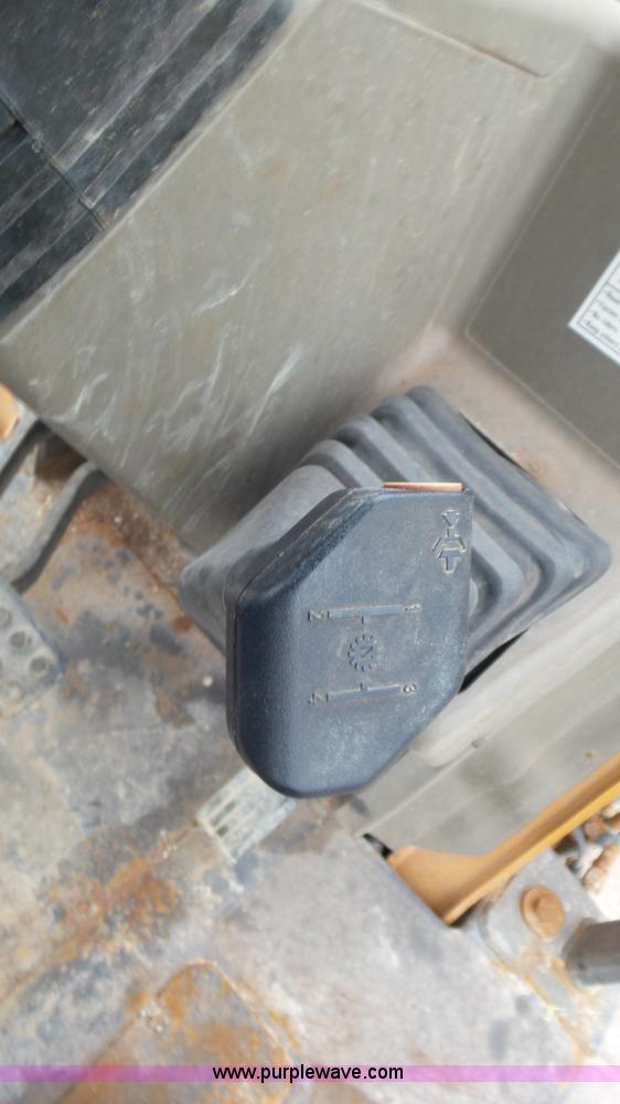 image for item J8428 2008 Case 570 MXT landscape tractor