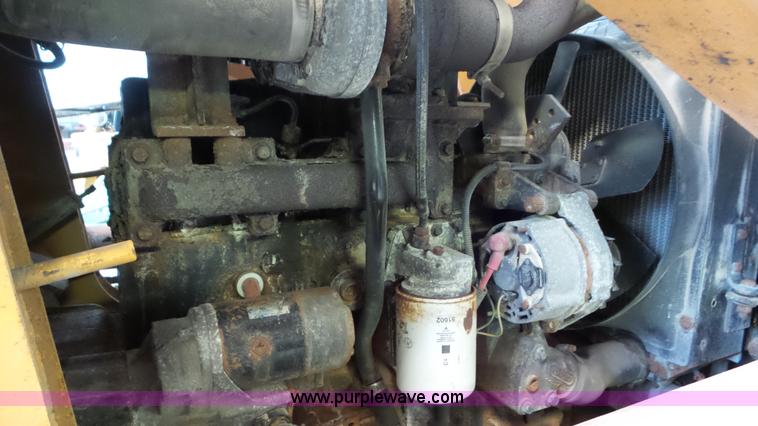 image for item J8428 2008 Case 570 MXT landscape tractor