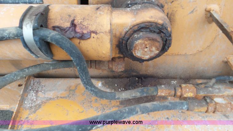 image for item J8428 2008 Case 570 MXT landscape tractor