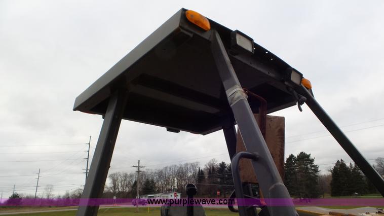 image for item J8428 2008 Case 570 MXT landscape tractor