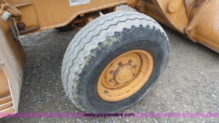 image for item J8428 2008 Case 570 MXT landscape tractor